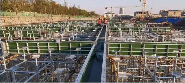 铝框木模+盘扣架系统:框剪结构施工新工法
