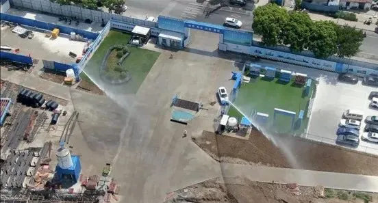 工地扬尘防治还在用雾炮?高杆喷淋更高效!