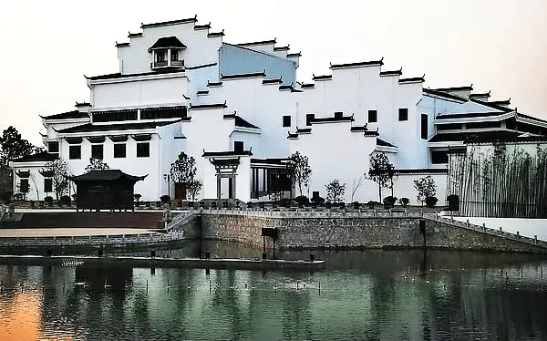 一篇文章看懂中国建筑八大流派