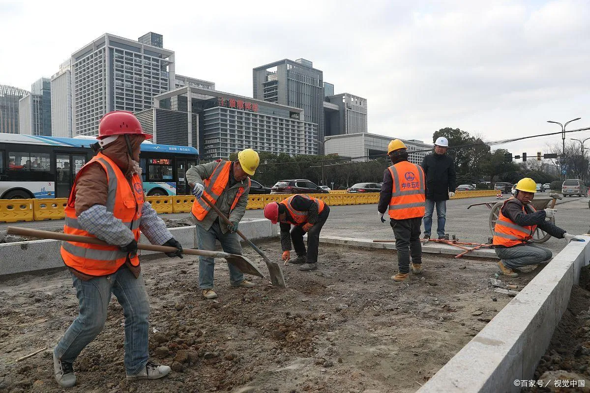 城市更新八大任务落地！建筑行业迎来结构性机遇
