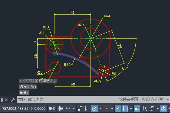 CAD2023如何解锁选定对象的图层