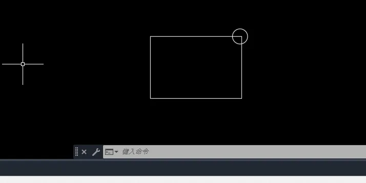 CAD2023如何通过位移进行对象移动？