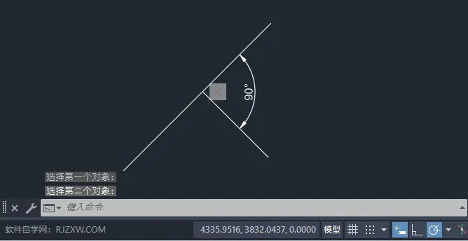 在CAD2025中如何可以将两条斜线设置来垂直关系