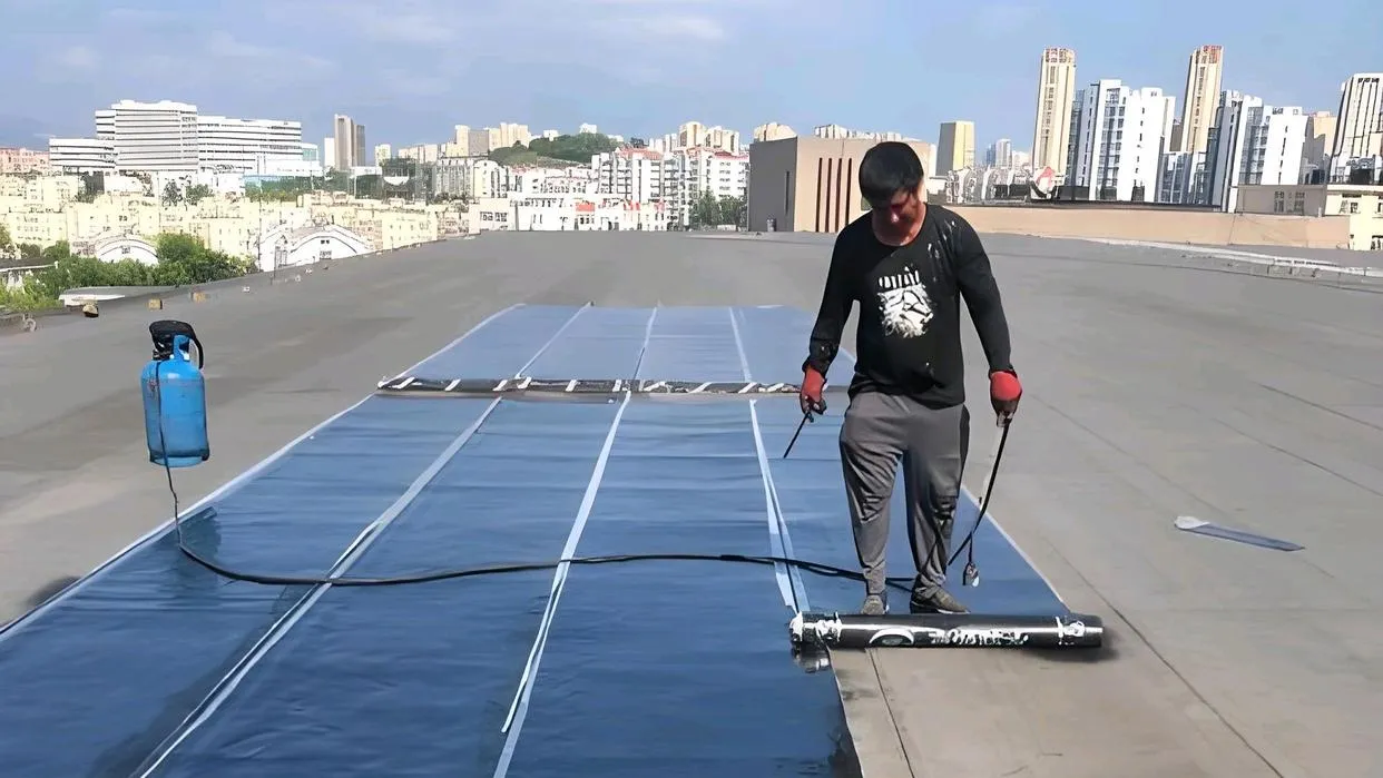 防水材料新规：这两种卷材被住建部叫停，改用TPO/SBS更省钱