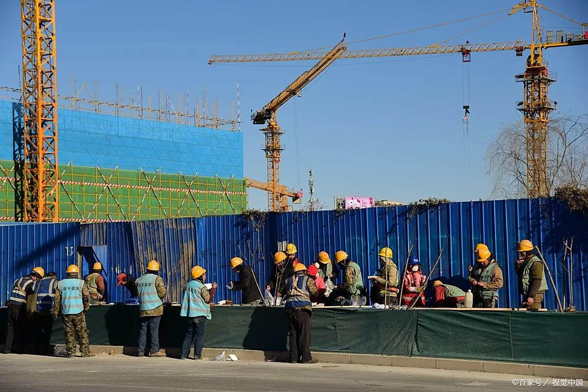 中建1-8局最新动态,藏着建筑人最关心的答案:还值不值得进?