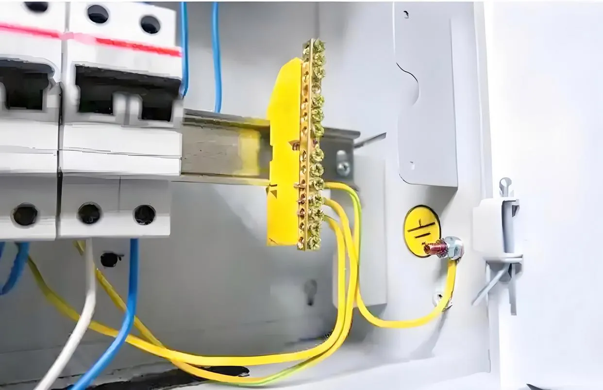 工地电工必分清：保护接地、接零等4个概念，错1个可能出人命