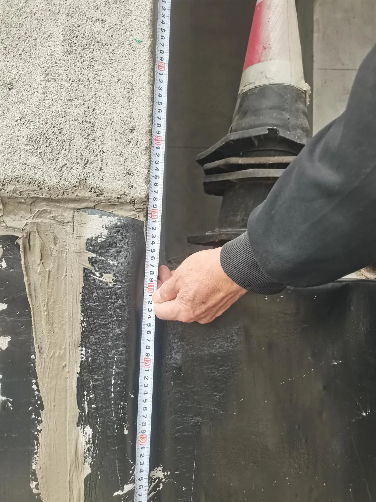 防水卷材的“耐根穿刺”是啥?如何做到车库顶板种大树?