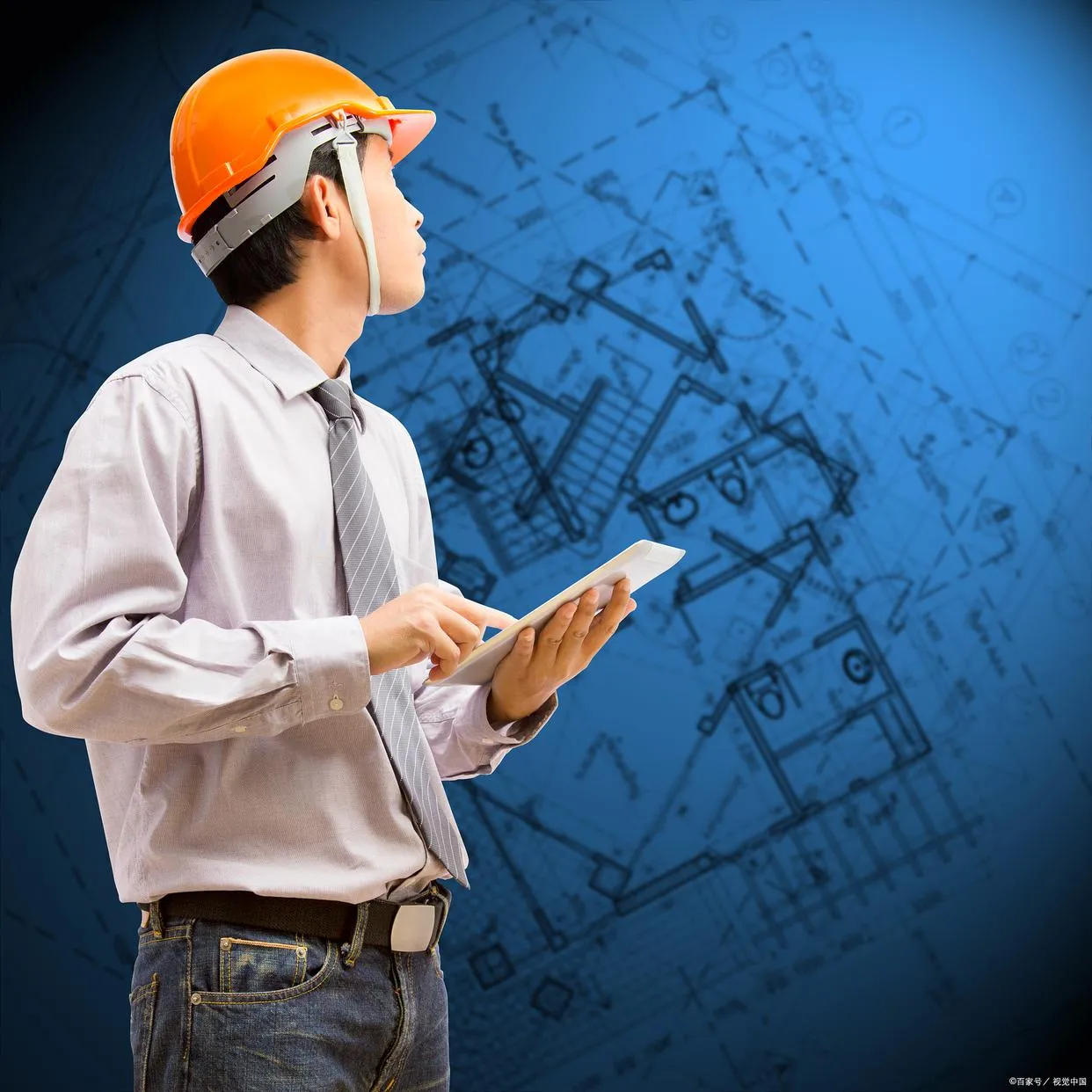 建筑圈扎心现实:有些高工不会修机器,能干活的评不上高工