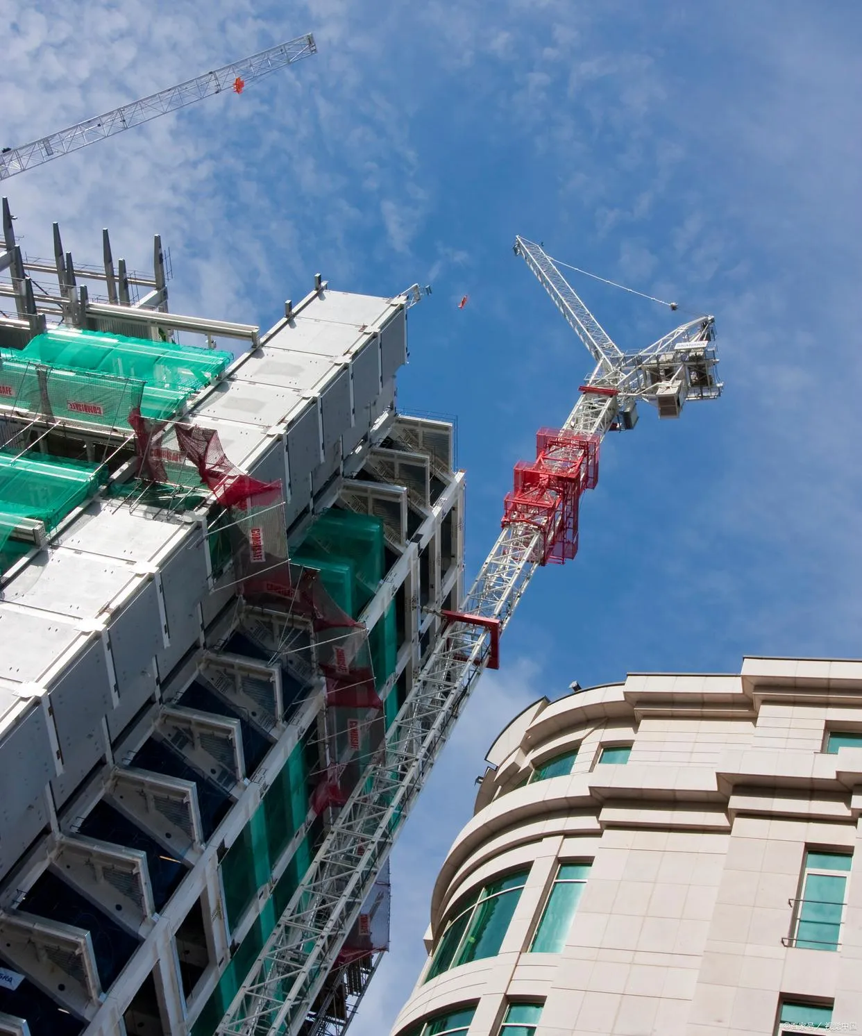 塔吊布置9大核心原则:从安全到效率,这些细节绝不能漏