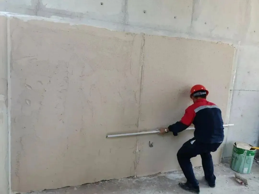 数据对比石膏 vs 水泥砂浆 为什么石膏抹灰更靠谱？