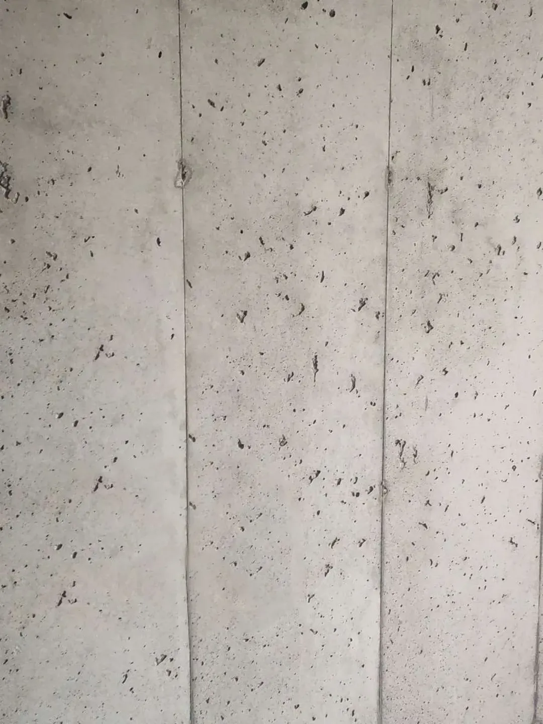 铝模体系下混凝土浇筑表面气泡控制技术研究